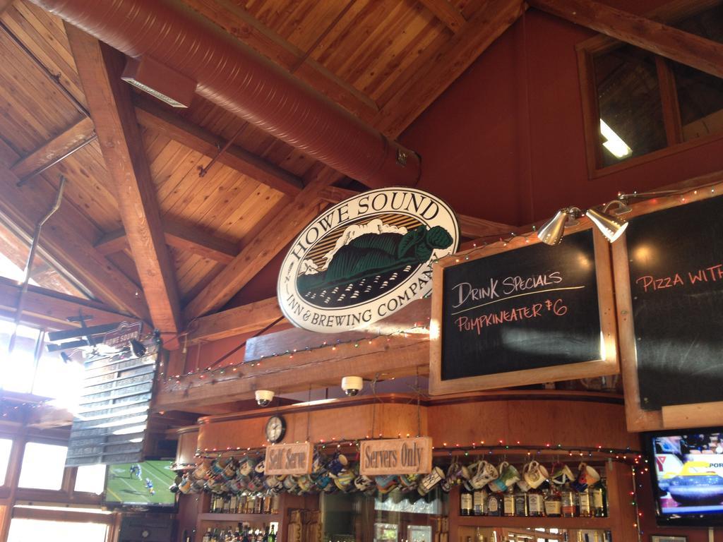 Howe Sound Inn & Brewing Company スカーミッシュ エクステリア 写真