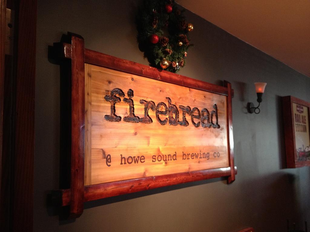 Howe Sound Inn & Brewing Company スカーミッシュ エクステリア 写真